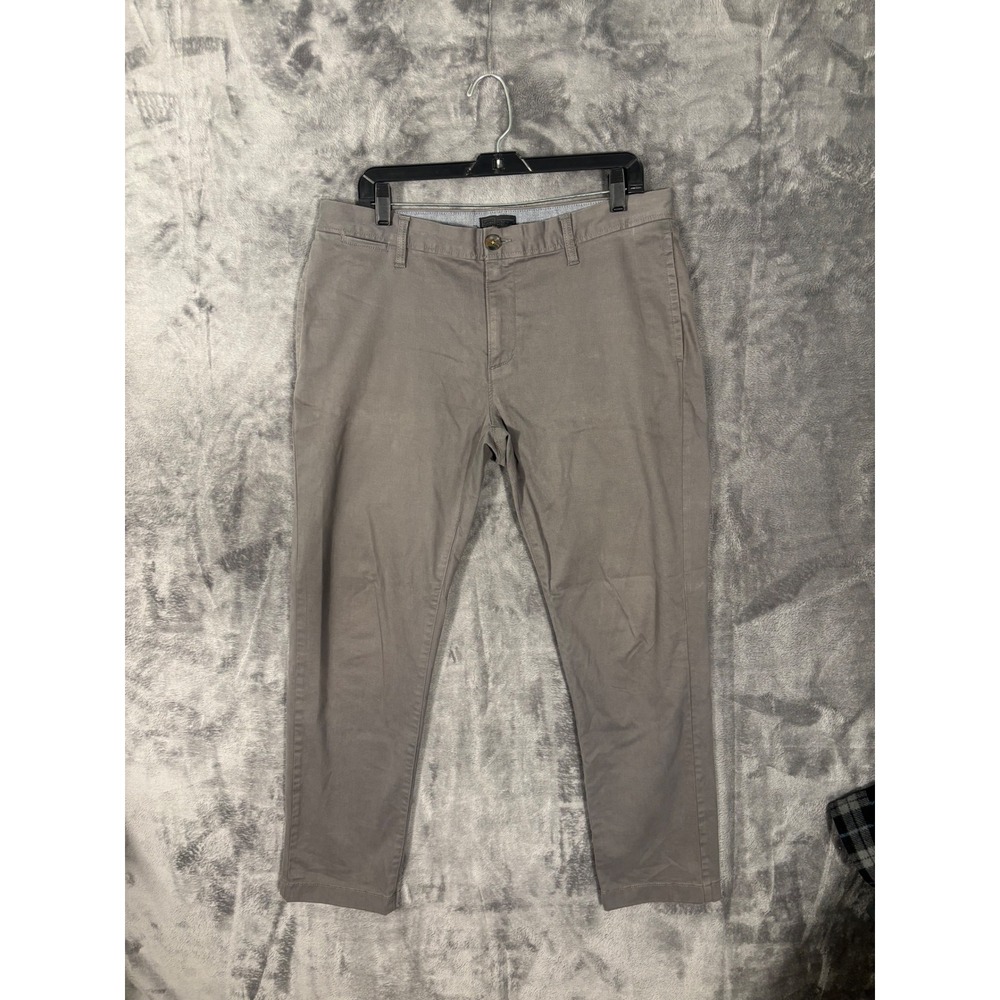 14th & Union Mens Slim Fit Chino Pants Gray Flat Front Trousers 34W x 28L